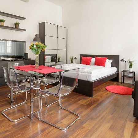 Apartament Red Dot Two - New Unit In The Heart Of Party Town Budapeszt Zewnętrze zdjęcie