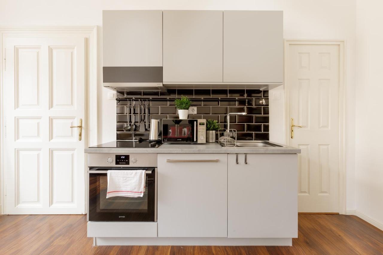 Apartament Red Dot Two - New Unit In The Heart Of Party Town Budapeszt Zewnętrze zdjęcie